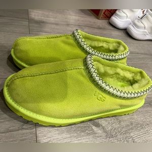NEW MENS KEY LIME UGG TASMAN CLASSIC SUEDE SHEEPSKIN SLIPPERS 5950 size 12